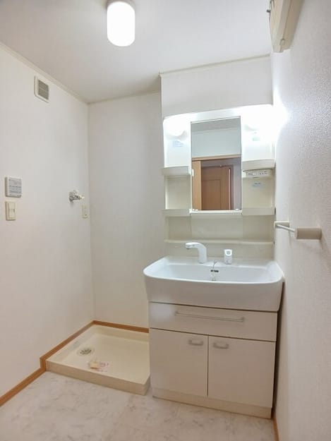 Naikan9 20260512000000