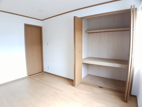 Naikan10 20260422000000