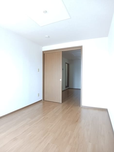 Naikan10 20260825000000